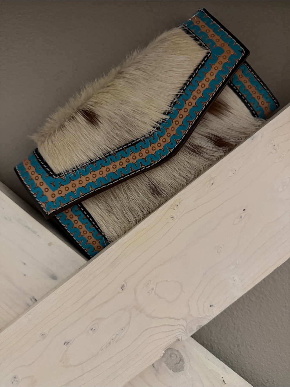 Genuine leather wallet-Handcrafted Leather Cowhide Wallet Tooled Turquoise; NWOT - Picture 5 of 12